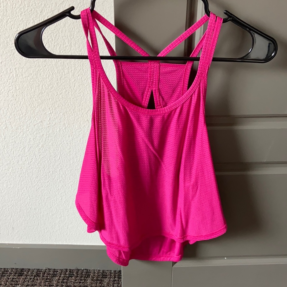 Lululemon pink workout tank